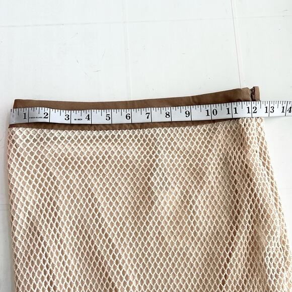 Elegant Cream Tank Top & Midi Skirt Set - Picture 11 of 14